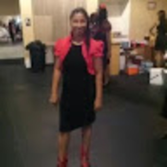 Meet your Posher, Pamela - Picture 1 of 1